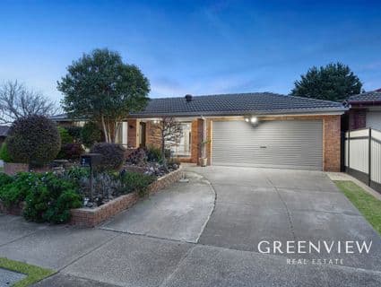 2 Alamanda Way, Cranbourne North - Image 1