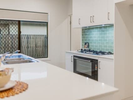 7 Ossington Circuit, Julago - Thumbnail 8