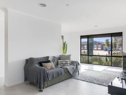 2 Australia Drive, Taylors Lakes - Thumbnail 8