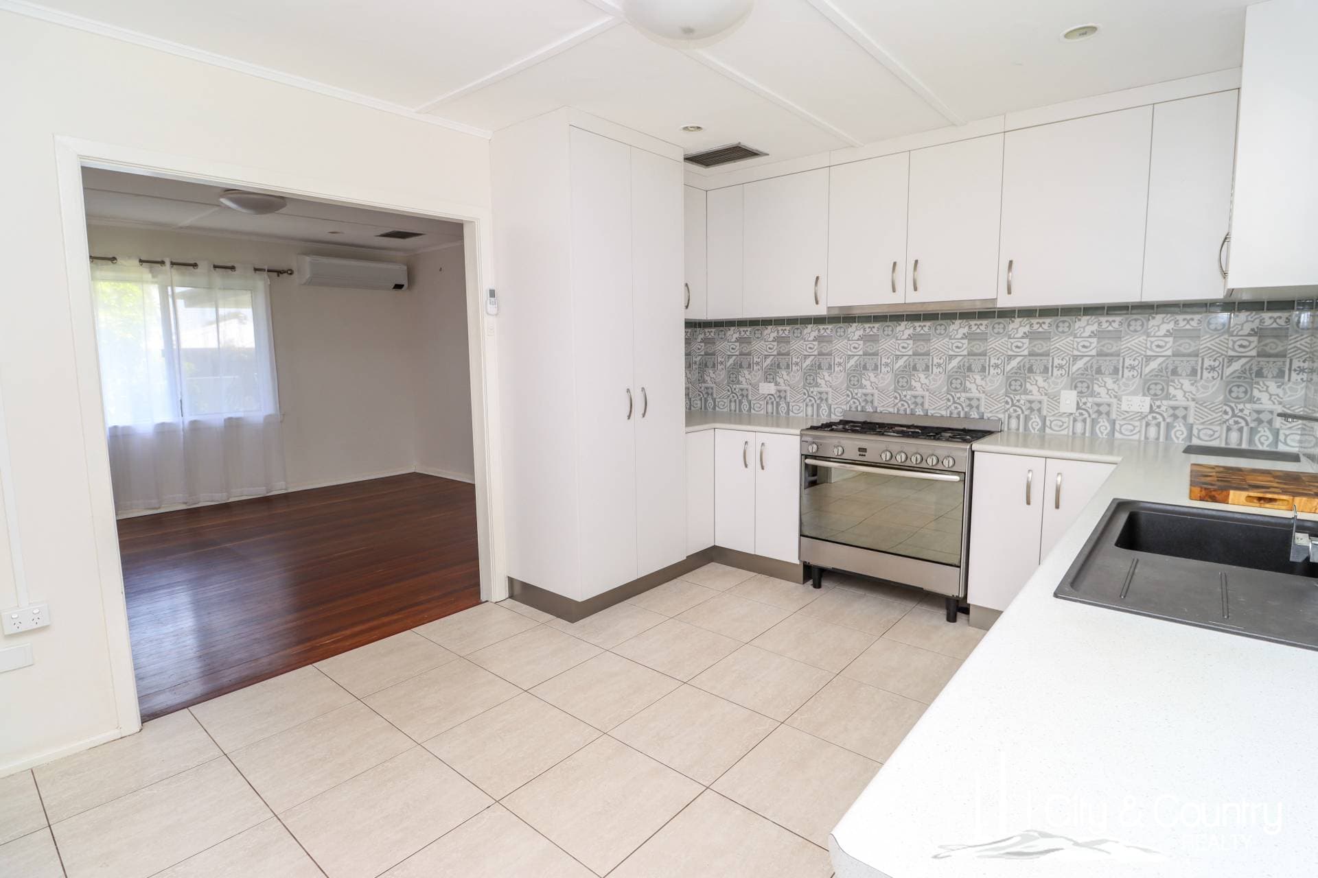82 Kookaburra Street, Mount Isa, Mount Isa - Thumbnail 6