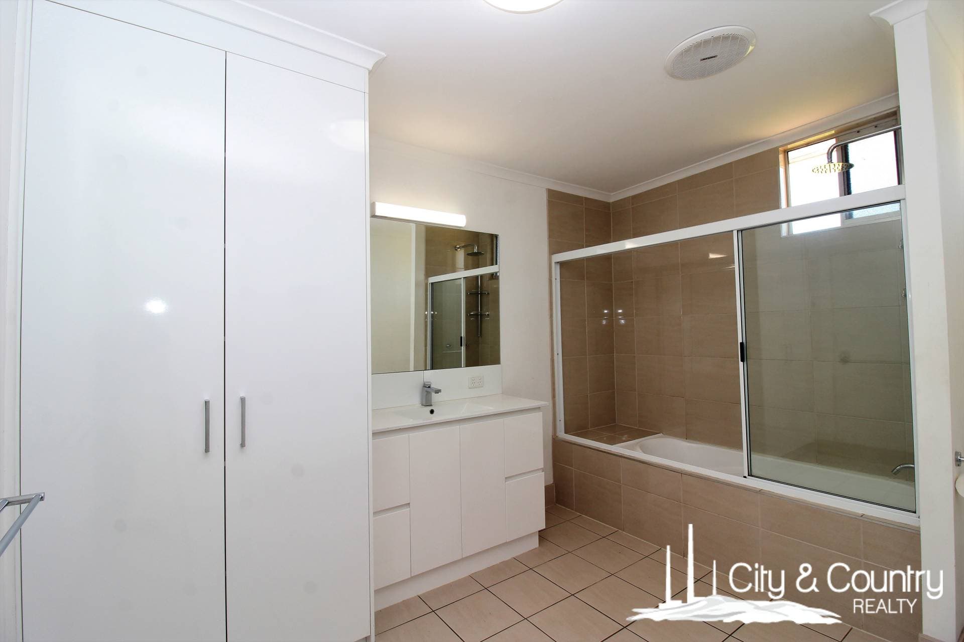 17 Nineteenth Avenue, Mount Isa, Mount Isa - Thumbnail 5