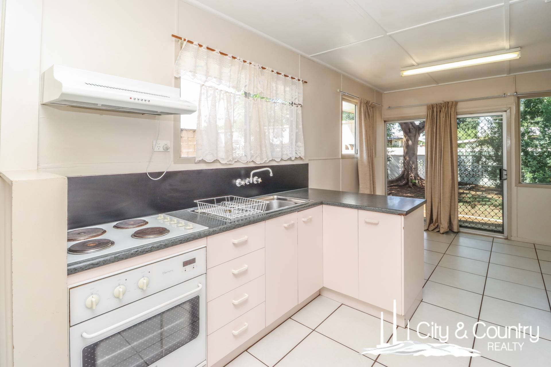 14 Diane Street, Mount Isa, Mount Isa - Thumbnail 4