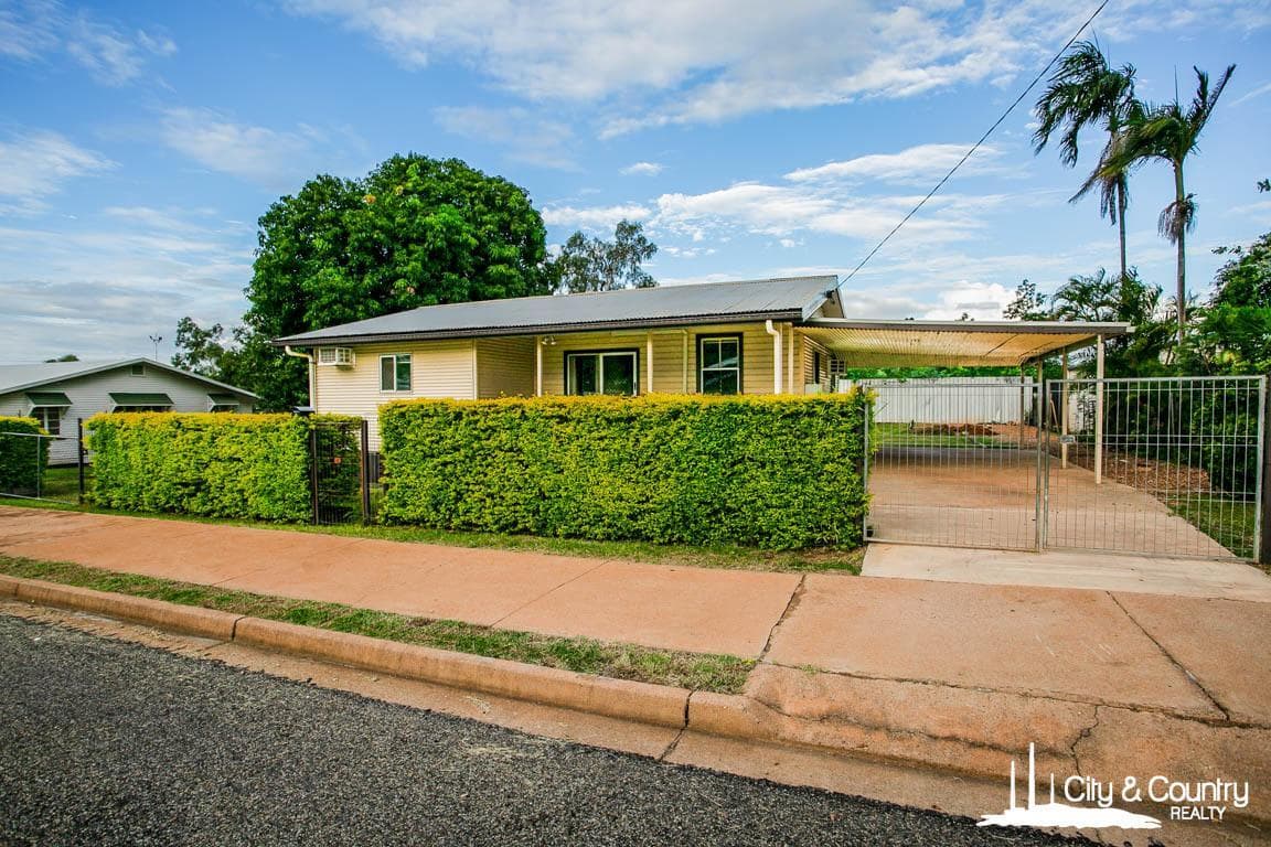 4 Harban Street, Mount Isa, Mount Isa - Image 1