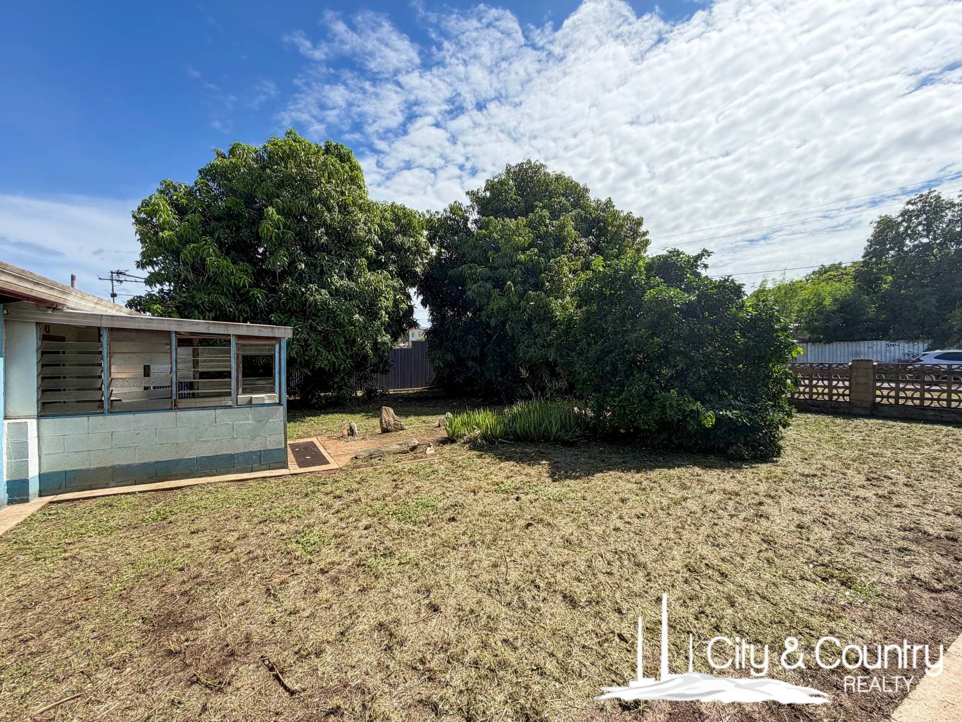21 Flynn Street, Mount Isa, Mount Isa - Thumbnail 2