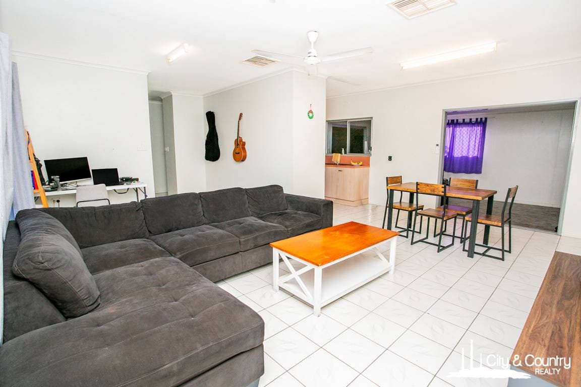 16 Emmalyn Close, Mount Isa, Mount Isa - Thumbnail 4