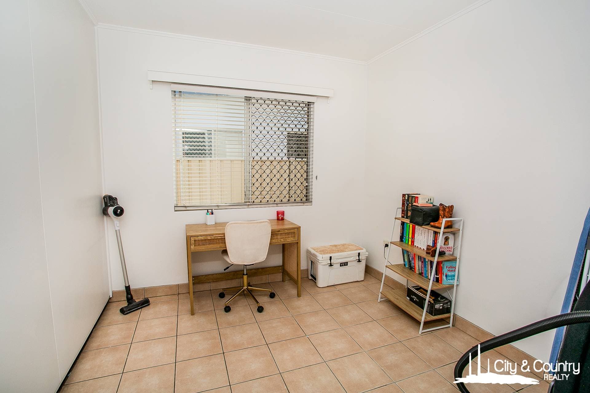 Unit 1-4, 106-108 Webb St, Mount Isa, Mount Isa - Thumbnail 6