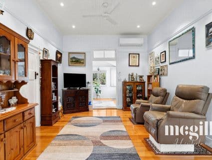 10 Railway Street, Landsborough - Thumbnail 3