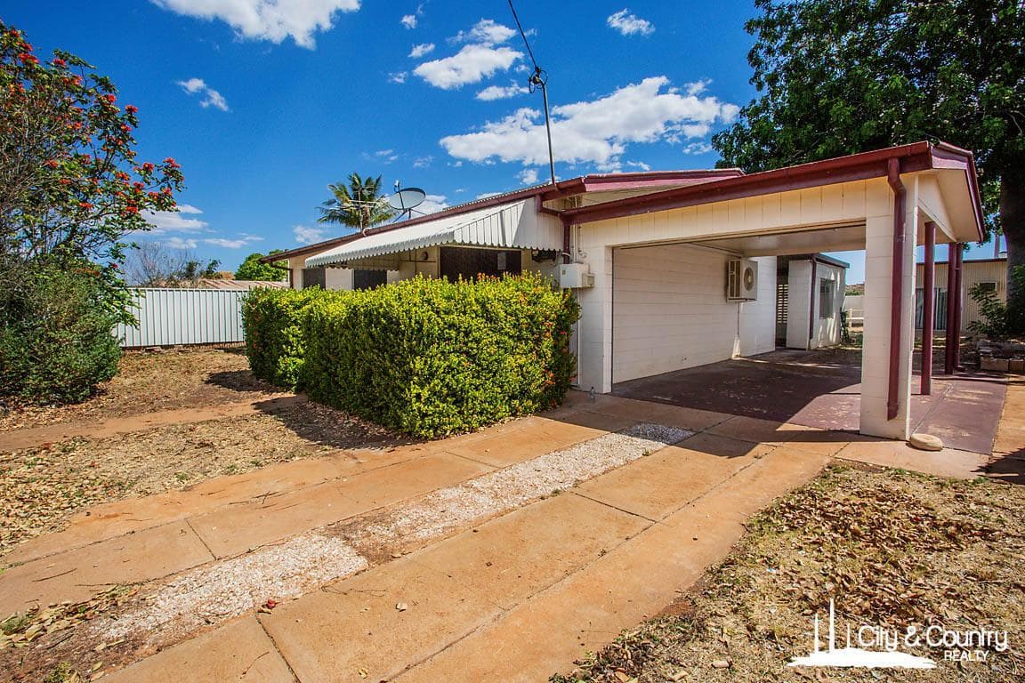 19 Noakes Avenue, Mount Isa, Mount Isa - Image 1