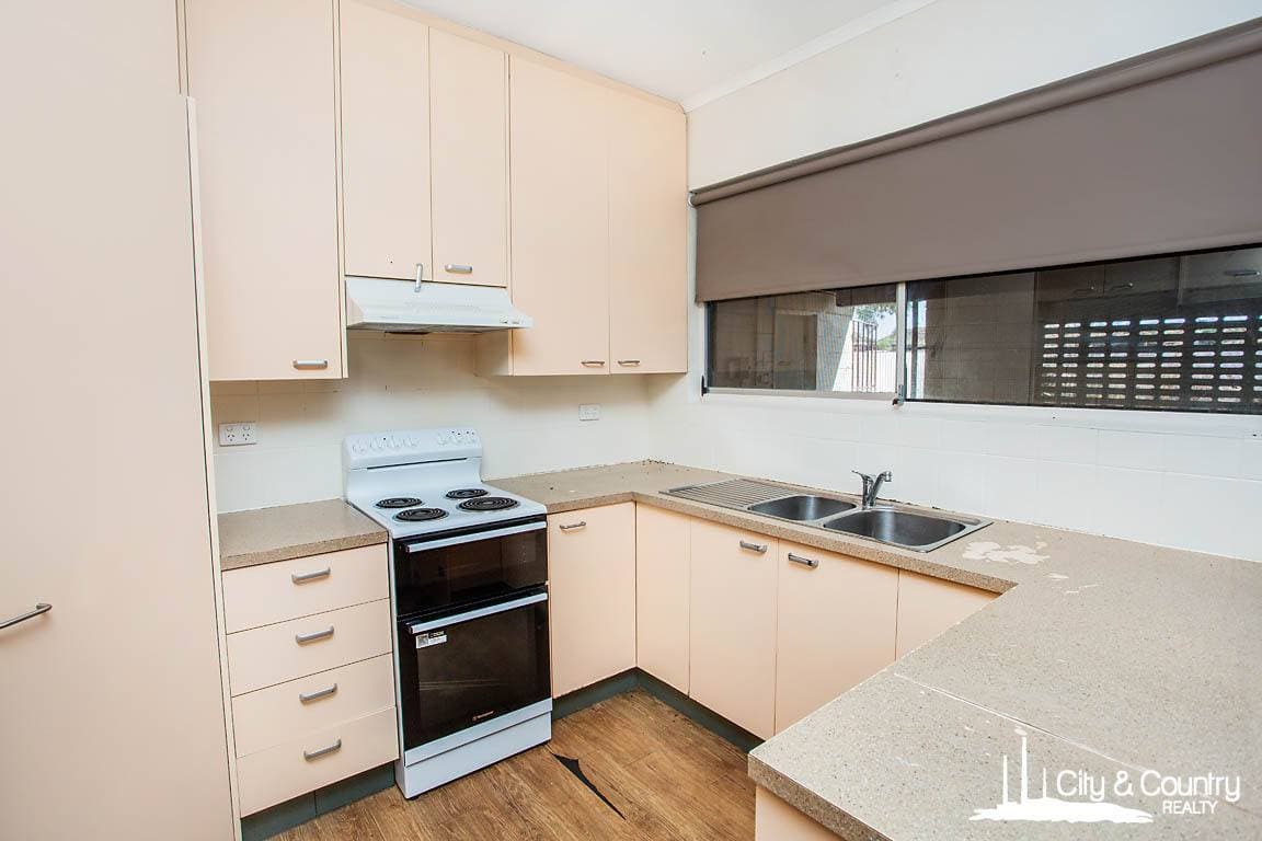 19 Noakes Avenue, Mount Isa, Mount Isa - Thumbnail 5