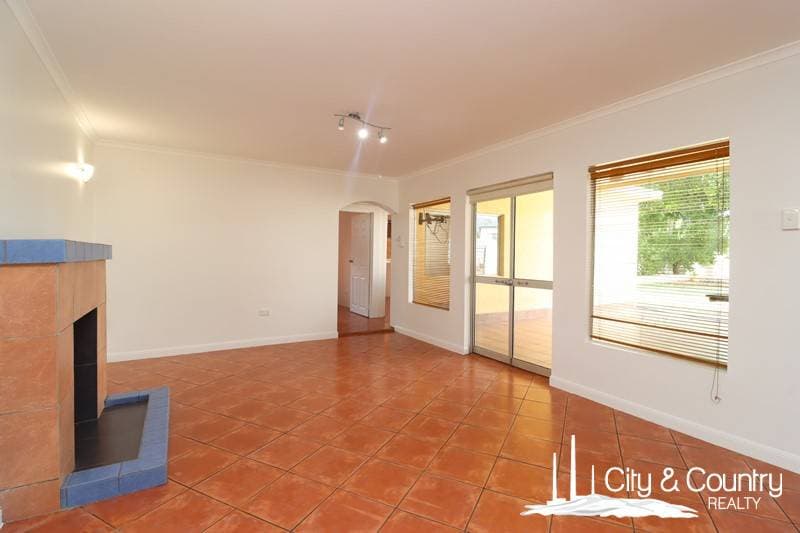 202 Miles Street, Mount Isa, Mount Isa - Thumbnail 3