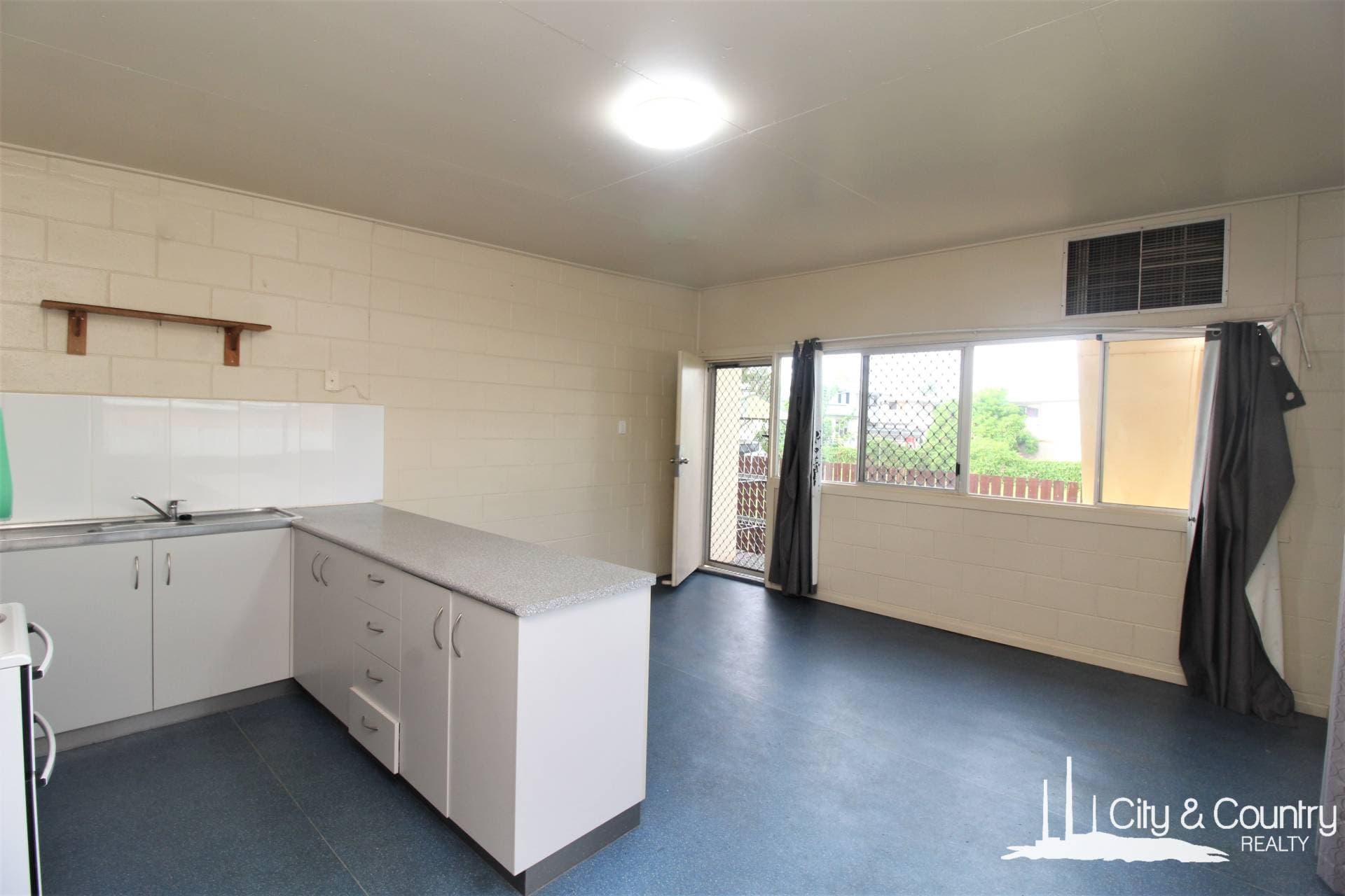 1-5, 83 Trainor Street, Mount Isa, Mount Isa - Thumbnail 3