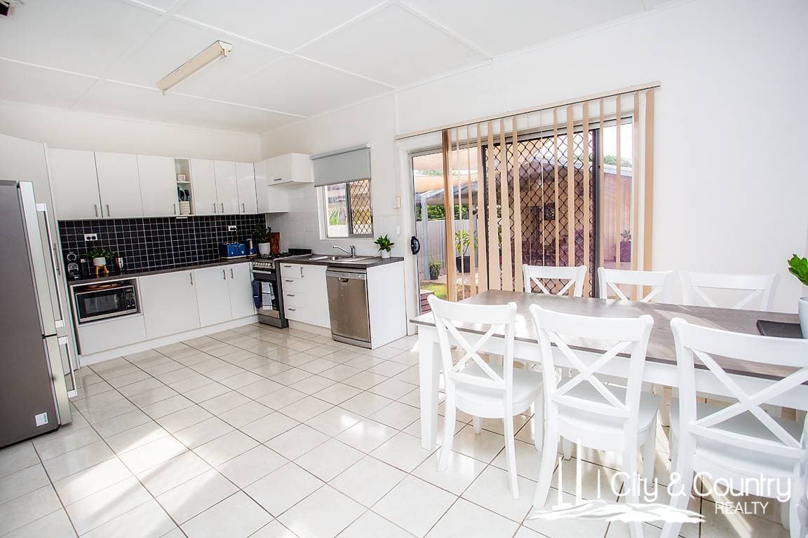 93 Spence Street, Mount Isa, Mount Isa - Thumbnail 2
