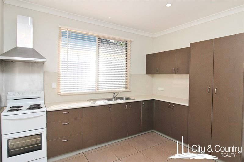 171 Miles Street, Mount Isa, Mount Isa - Thumbnail 2