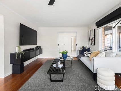 13 Castleton Court, Gladstone Park - Thumbnail 3