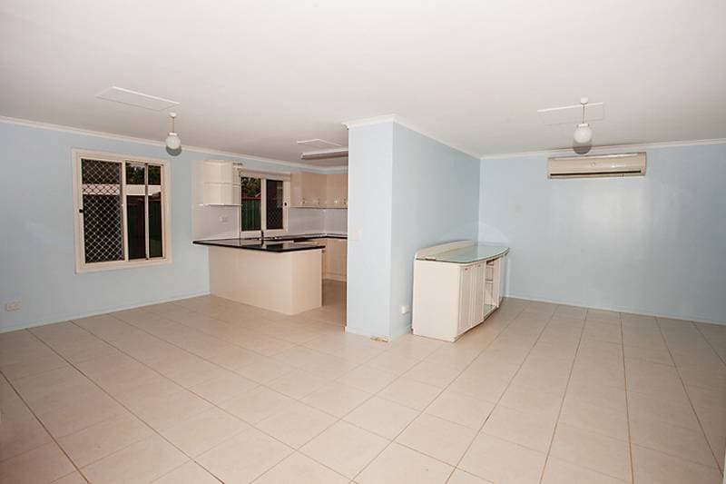 2 Thorley Crescent, Mount Isa, Mount Isa - Thumbnail 3