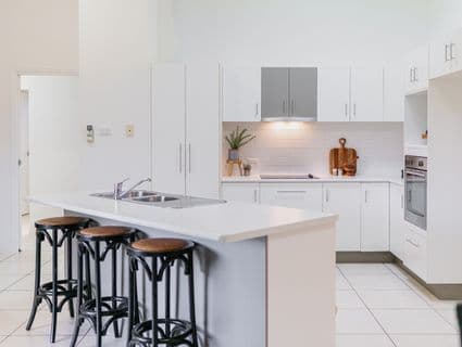 27 Ningaloo Crescent, Burdell - Thumbnail 4