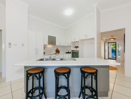 27 Ningaloo Crescent, Burdell - Thumbnail 5