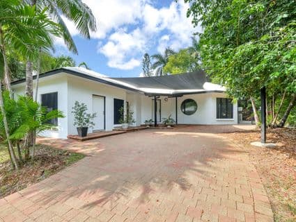 28 Bermingham Crescent, Bayview - Image 1
