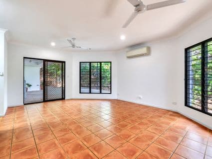 28 Bermingham Crescent, Bayview - Thumbnail 3
