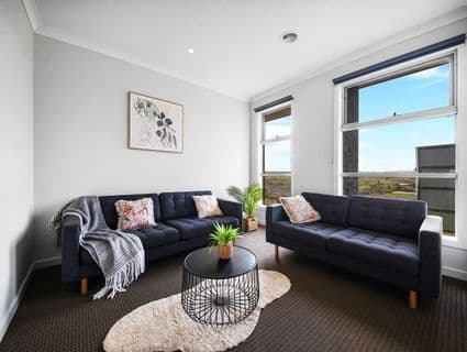 19 Farmingdale Street, Manor Lakes - Thumbnail 4
