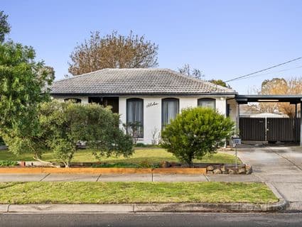 22 Riversdale Street, Craigieburn - Image 1