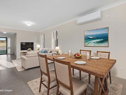 1/40 Dunkley Street, Rutherford - Thumbnail 2