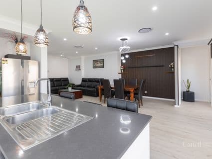 14 Solomon Street, North Rothbury - Thumbnail 2