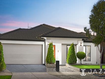 77 Sunnybank Drive, Point Cook - Thumbnail 2