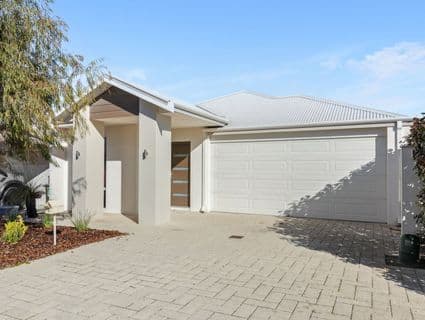 6 Wandering Way, Alkimos - Image 1