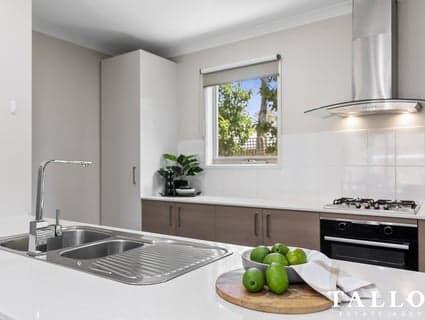 13/1A Annette Court, Hastings - Thumbnail 4