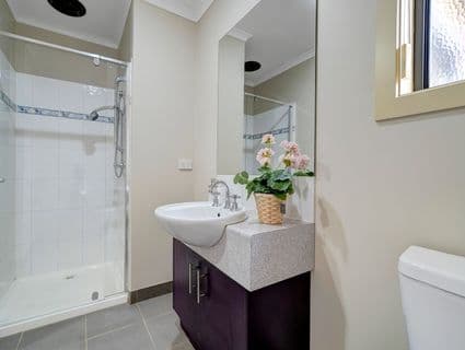 39 Hindmarsh Drive, Manor Lakes - Thumbnail 5