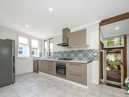 3 Lloyd Street, South Fremantle - Thumbnail 2