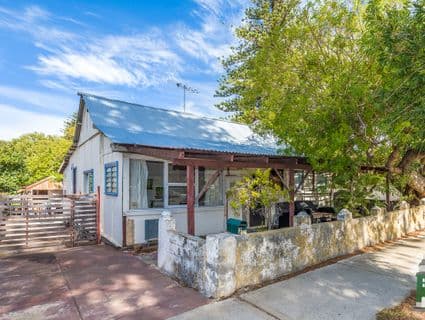 3 Lloyd Street, South Fremantle - Thumbnail 7