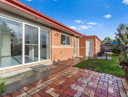 4/10 Wingham Court, Frankston - Image 1