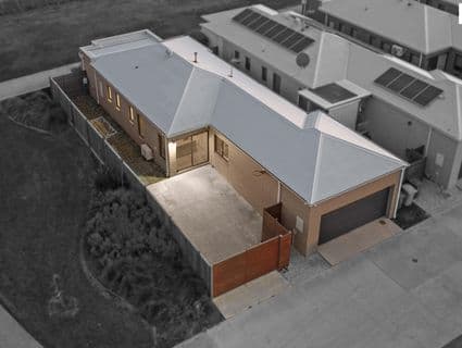 24 Precinct Walk, Clyde North - Image 1