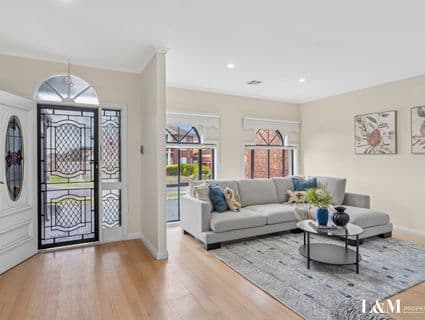 9 Hawker Avenue, Roxburgh Park - Thumbnail 2