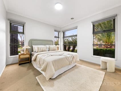 35 Fairhaven Boulevard, Craigieburn - Thumbnail 2