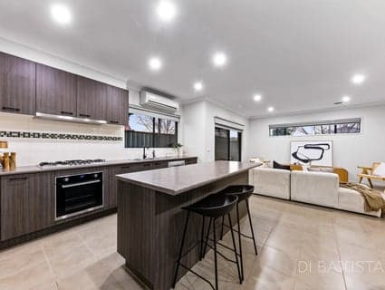 35 Fairhaven Boulevard, Craigieburn - Thumbnail 8