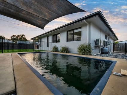 10 Arroyo Court, Julago - Thumbnail 2
