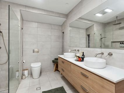 10 Keane Place, Kooringal - Thumbnail 4