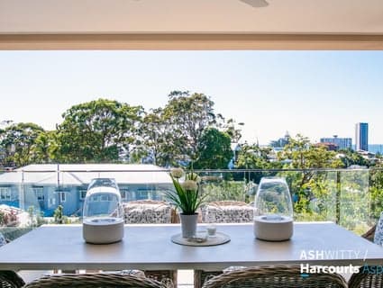 66A Rutledge Street, Coolangatta - Thumbnail 3
