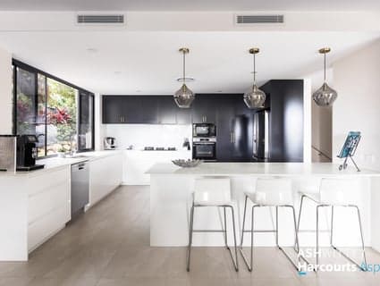 66A Rutledge Street, Coolangatta - Thumbnail 8