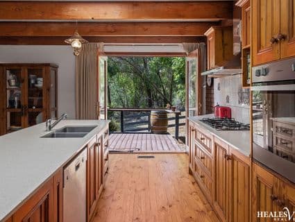 10 Merrans Road, Healesville - Thumbnail 4