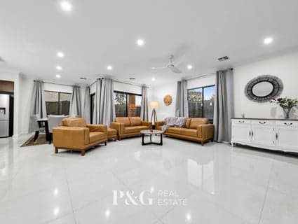 20 Selma Close, Lynbrook - Thumbnail 2