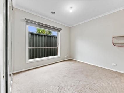 19 Wattletree Street, Craigieburn - Thumbnail 7
