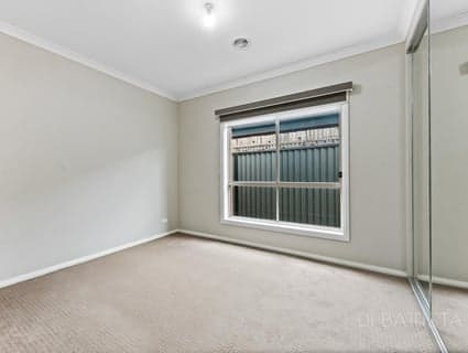 19 Wattletree Street, Craigieburn - Thumbnail 8