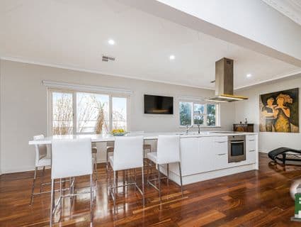 81 Samson Street, White Gum Valley - Thumbnail 2