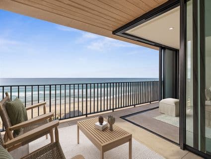 804/4 Seventeenth Avenue, Palm Beach - Image 1