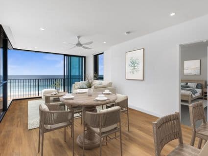 804/4 Seventeenth Avenue, Palm Beach - Thumbnail 2