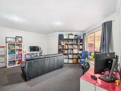 8 Leatherwood Rise, South Lake - Thumbnail 3
